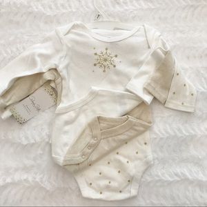 Set of 3 long sleeve bodysuits